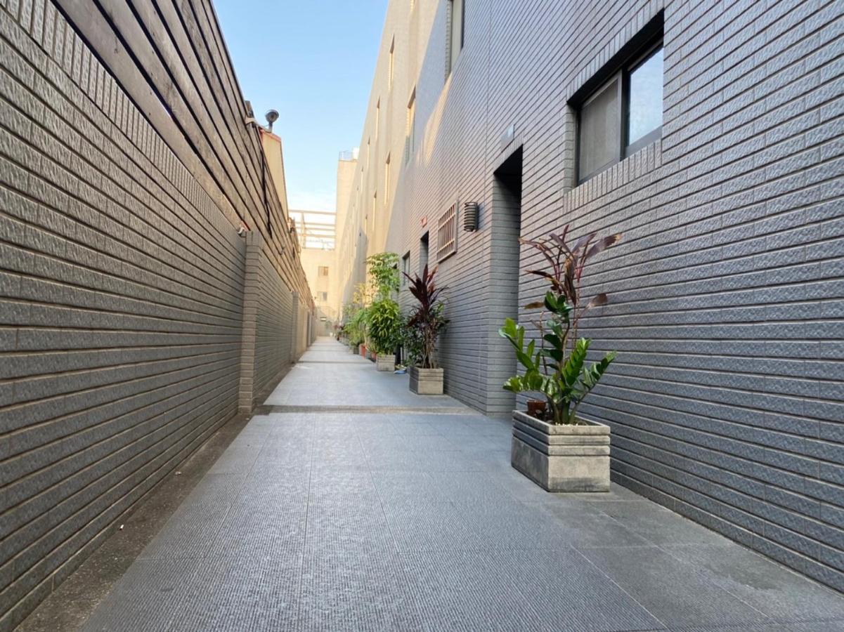 Ferienwohnung 一中街星辰 Taichung Exterior foto